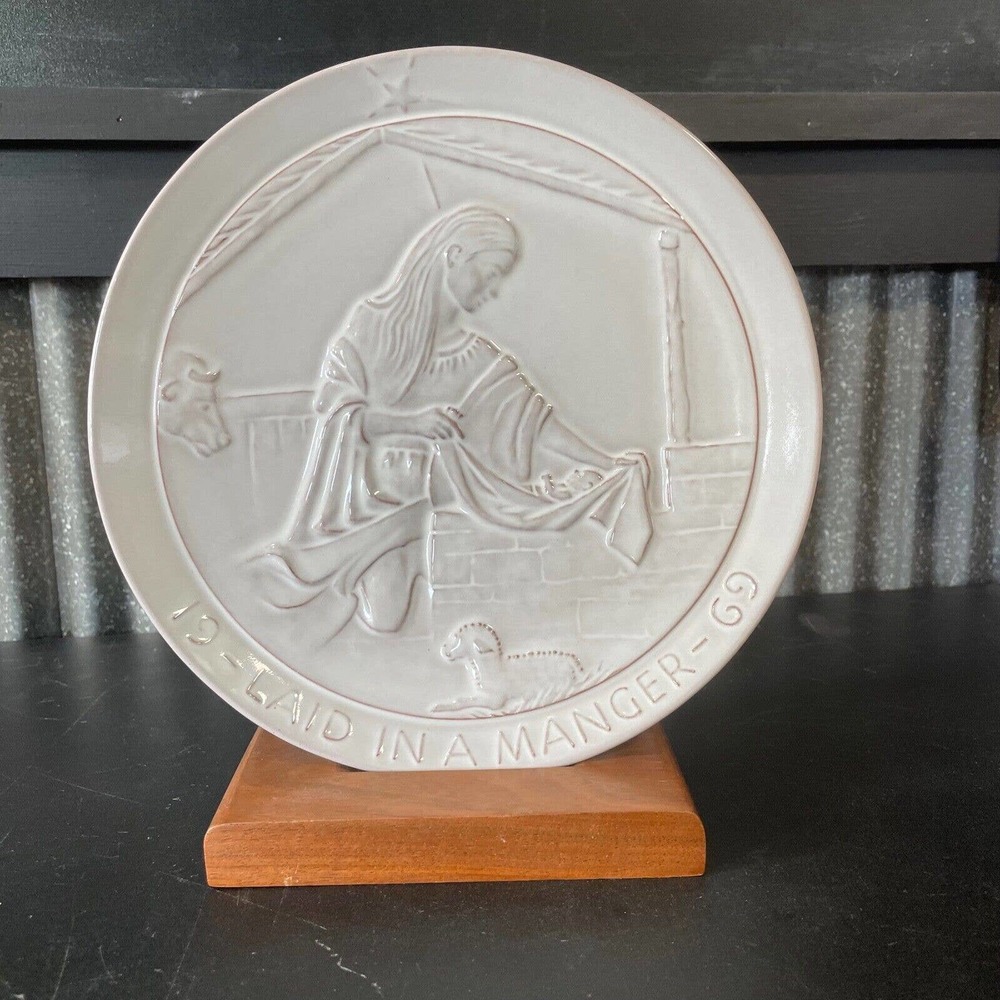 Frankoma 1969 Laid in a Manger Christmas Nativity Collector Plate Signed Jesus